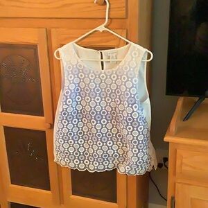 Liz Claiborne PXL sleeveless women’s top